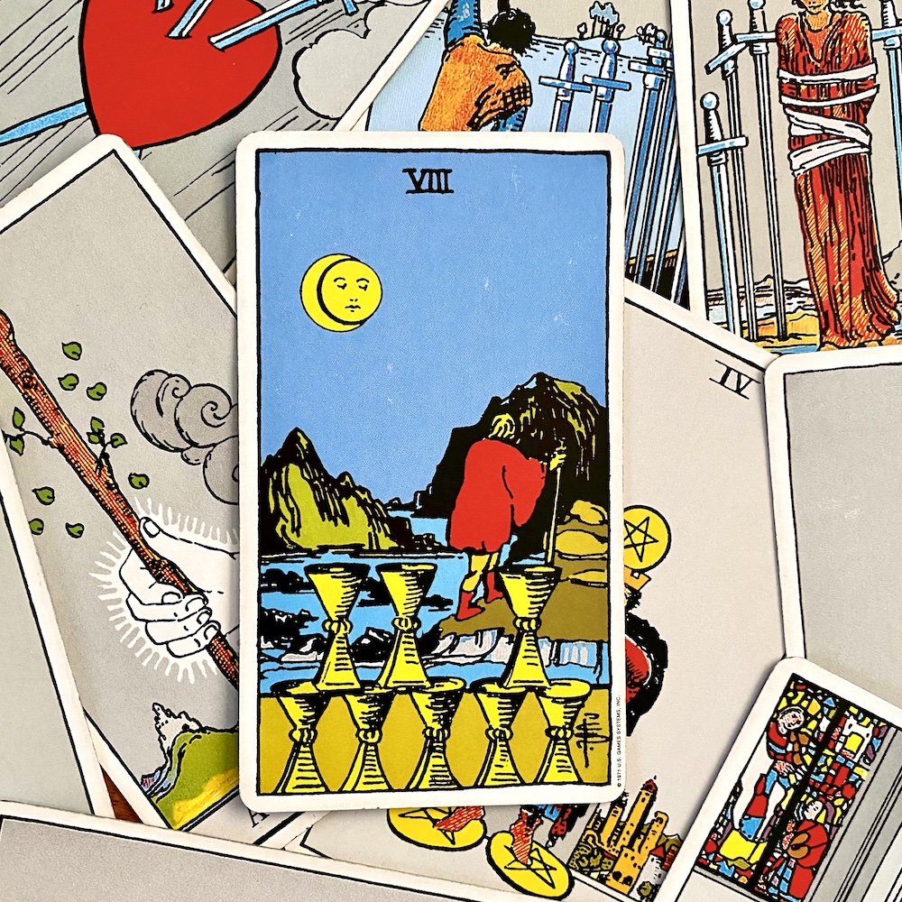 What is a Clarifying Card in Tarot Reading? Learn When to Pull an Extra Card